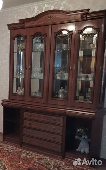 Стенка горка в гостиную бу