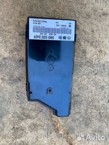 Мультимедийный блок Volkswagen Jetta 6