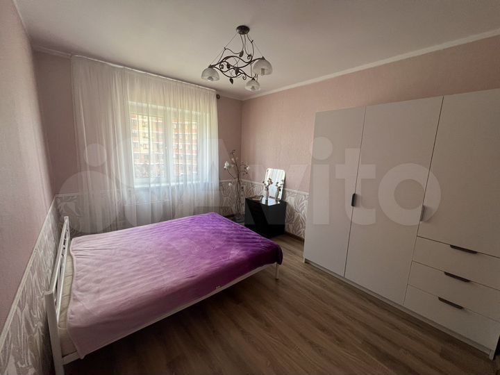 2-к. квартира, 68 м², 3/17 эт.