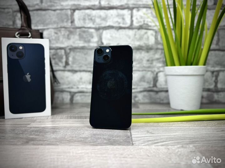 iPhone 13, 256 ГБ