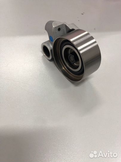 Ролик ремня грм натяжной land cruiser 1hdfte