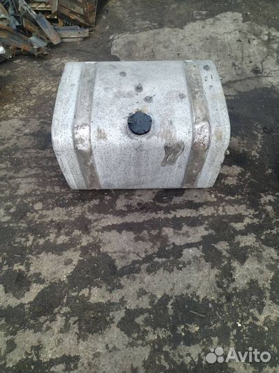 Топливный бак MAN TGX 2008