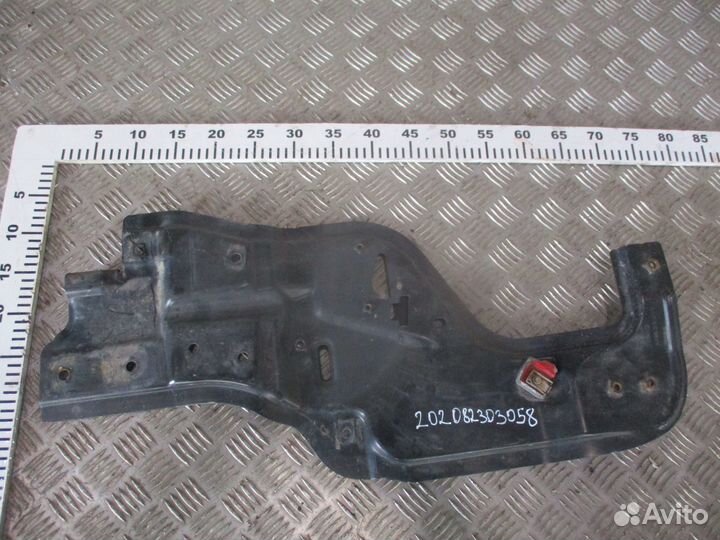 Панель передняя R Mercedes-Benz A9437500168