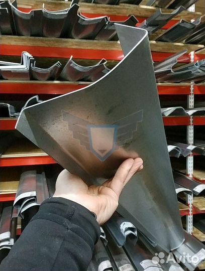 Порог Suzuki Swift 1988-2003 (1мм)