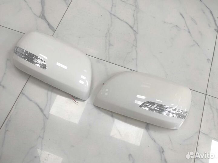 Накладки боковых зеркал Toyota Land Cruiser 200