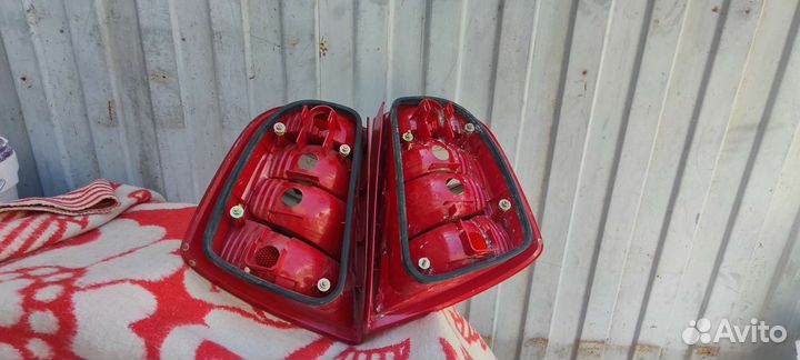Фара задняя правая левая skoda fabia хэтчбек
