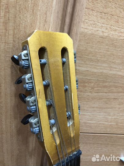 Классическая гитара шестиструнная