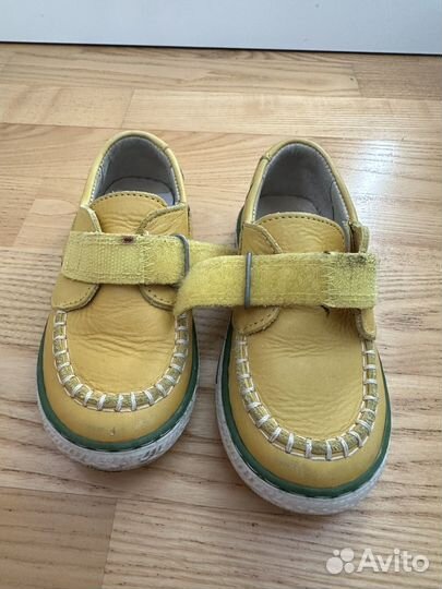 Детская обувь фирменная 25 размер
