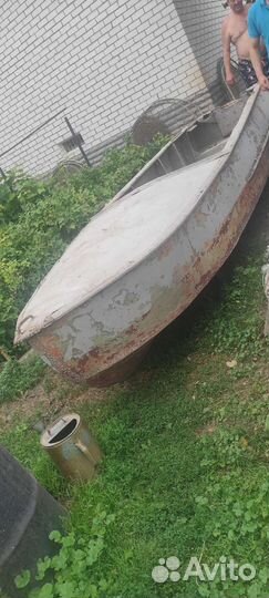Продам лодку