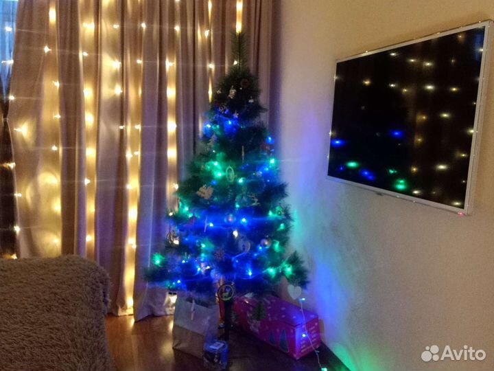 Ёлка искусственная, сосна, гирлянды