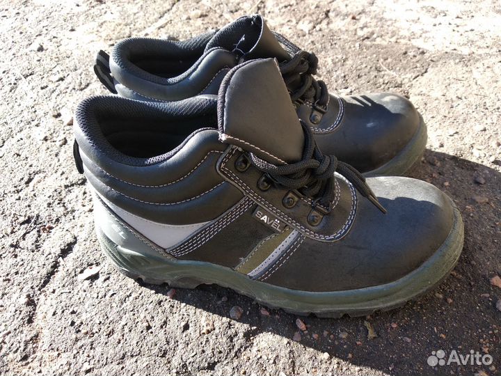 Ботинки рабочие 40 размера