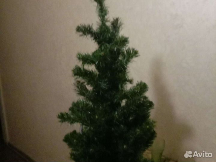 Ель искусственная