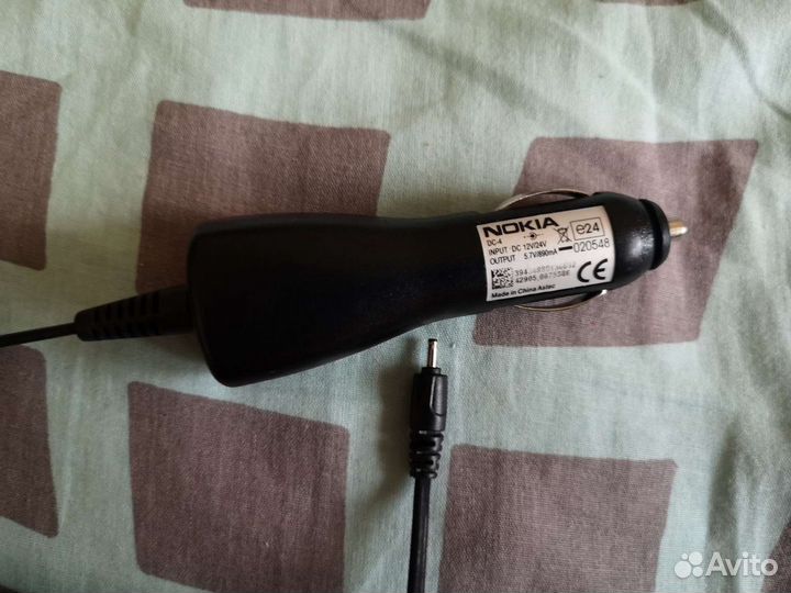 Зарядное устройство для телефона