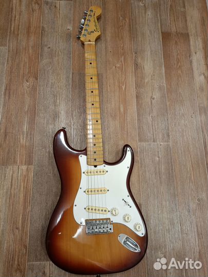 Электрогитара Yamaha SR-700 stratocaster Japan