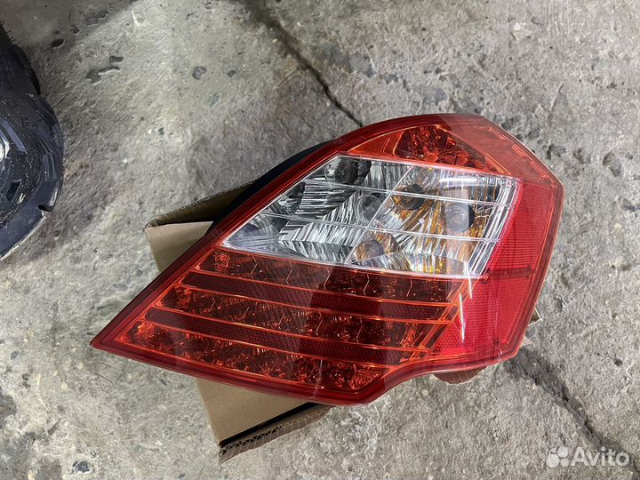Фонарь задний правый Geely Emgrand EC7 Оригинал
