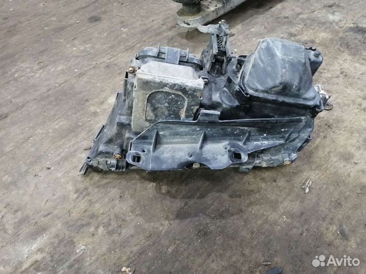 Бмв е38 фара правая, ксенон, дорест