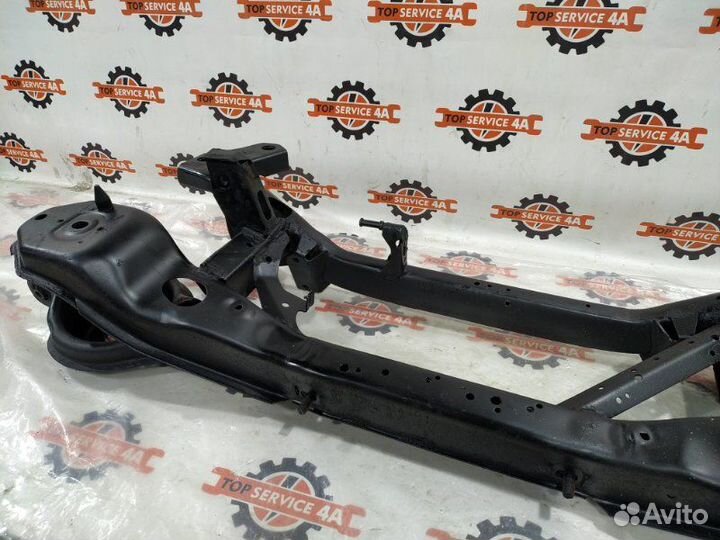 Подрамник задний Ford Focus CB8 pnda 2012