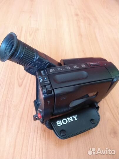Видеокамера sony Handycam video 8 ccd-tr340e pal