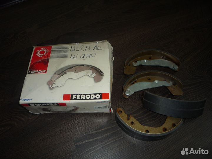 Колодки тормозные задние на Шевроле Шанс