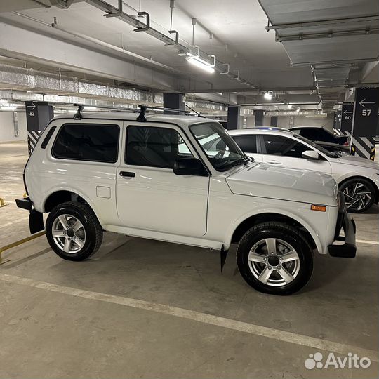 LADA 4x4 (Нива) 1.7 МТ, 2023, 14 124 км