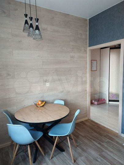 2-к. квартира, 58 м², 1/2 эт.