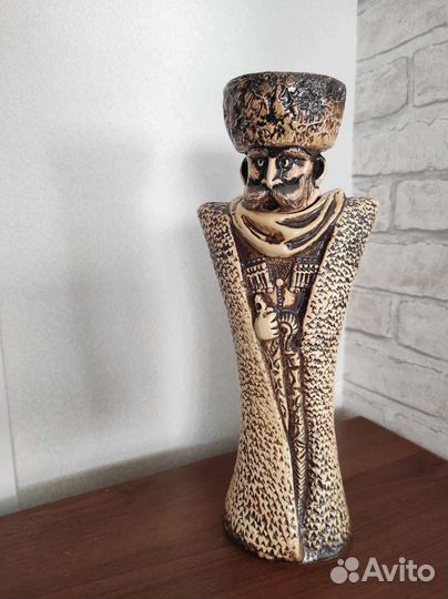 Керамическая, декоративная ваза