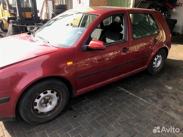 Разбор на запчасти Volkswagen Golf 4 1997-2005