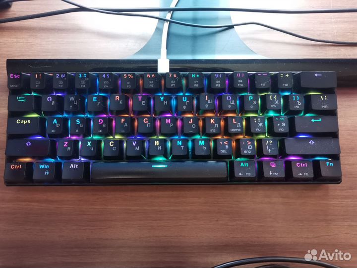 Игровая клавиатура с подсветкой