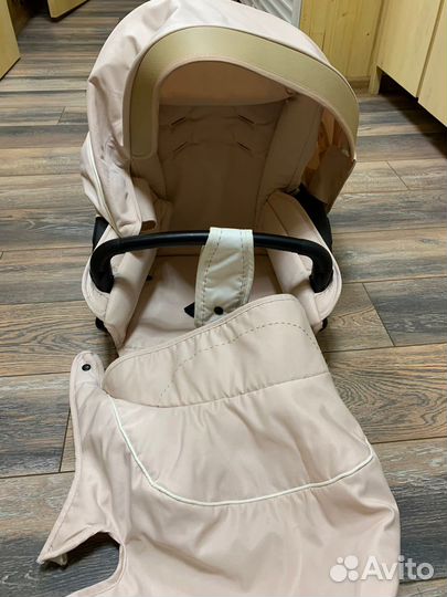 Коляска Navington Caravel 2 в 1