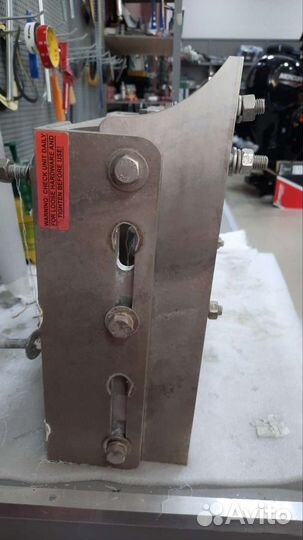 Механический Лифт для крепление лодочного мотора