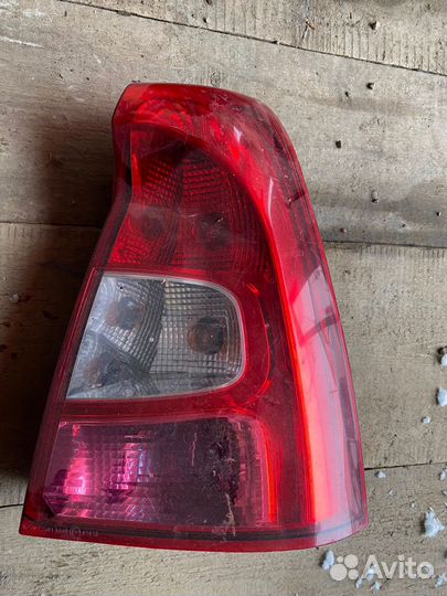 Фонарь задний Рено логан