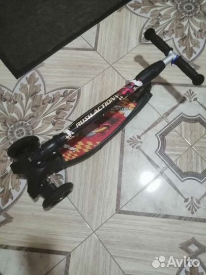 Самокат детский трехколесный бу