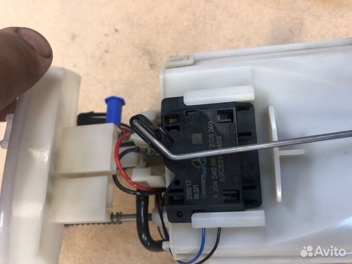 Насос топливный Mercedes E-Class W212 M271 2009