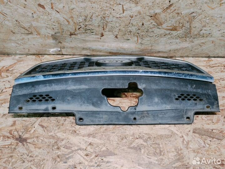 Решетка радиатора Kia Rio