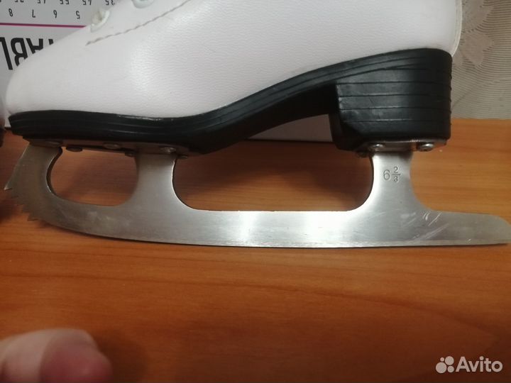 Коньки graf Davos Gold