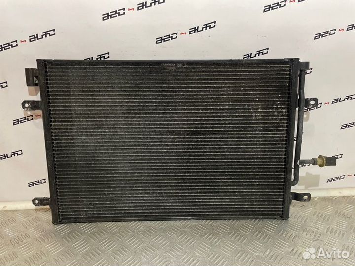 Радиатор кондиционера Audi A4 B7 2.0 2008