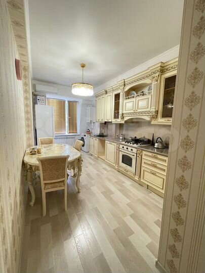 2-к. квартира, 62 м², 7/8 эт.