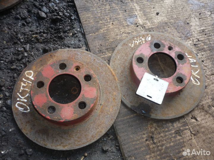 Тормозные диски Шкода Октавия Тур 1.6