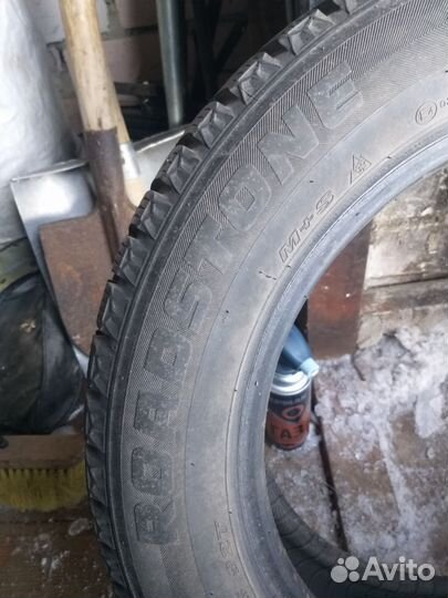 Roadstone Winguard WinSpike 205/60 R16