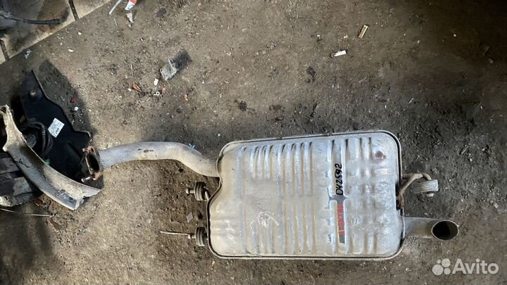 Задняя часть глушителя (банка ) Hyundai Elantra 20