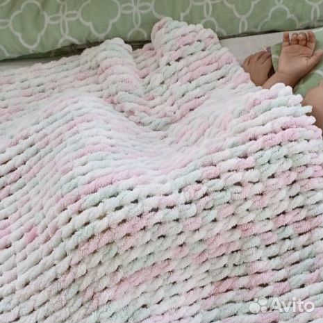 Плед детский вязаный ручная работа