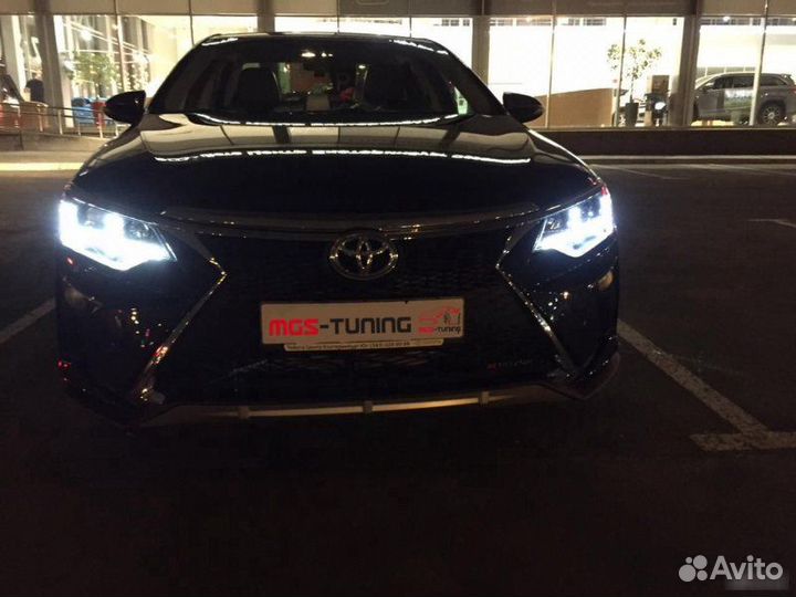 Бампер на Toyota Camry в стиле Lexus