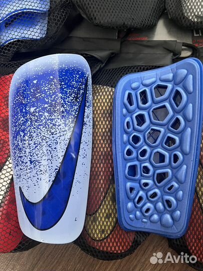 Щитки футбольные nike