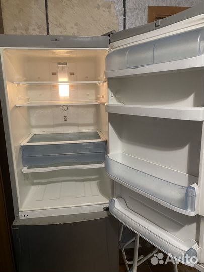 Холодильник daewoo