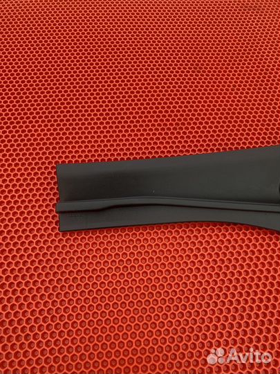 Жабо левая часть Renault Laguna 2