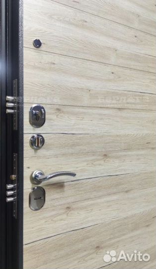 Сейф-дверь Тринити Лайн Дуб бежевый горизонт