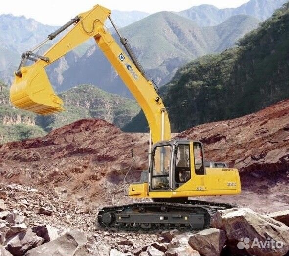 Гусеничный экскаватор XCMG XE215C, 2023