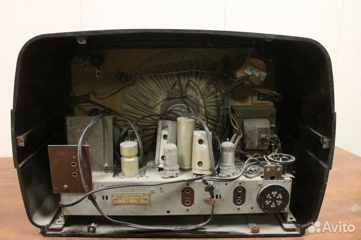 Ламповый приёмник Philips 73