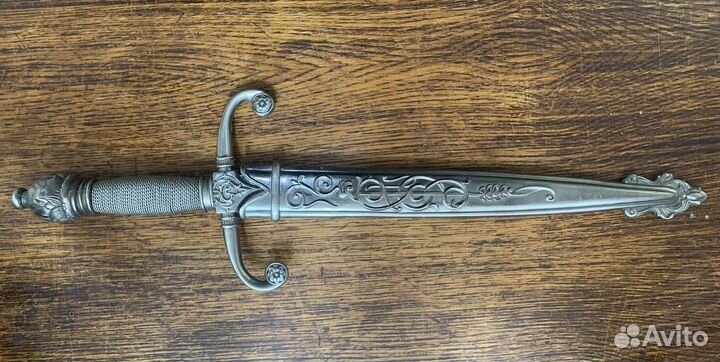 Сувенир подарочный кинжал