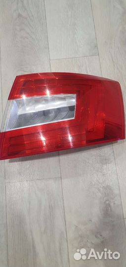 Фонарь задний правый skoda octavia a7